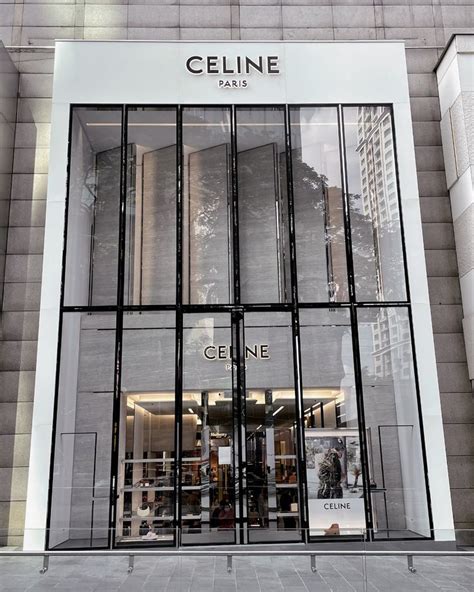 celine store in budapest